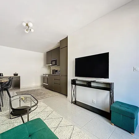 Διαμέρισμα Intuition 4pers 10min Palais *